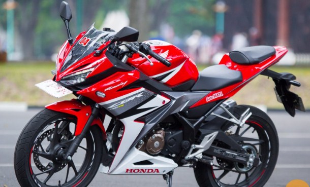 Foto Modif CBR 150 Facelift Paling Keren  