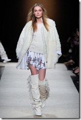 Isabel Marant Ready-To-Wear Fall 2011 Runway Photos 11