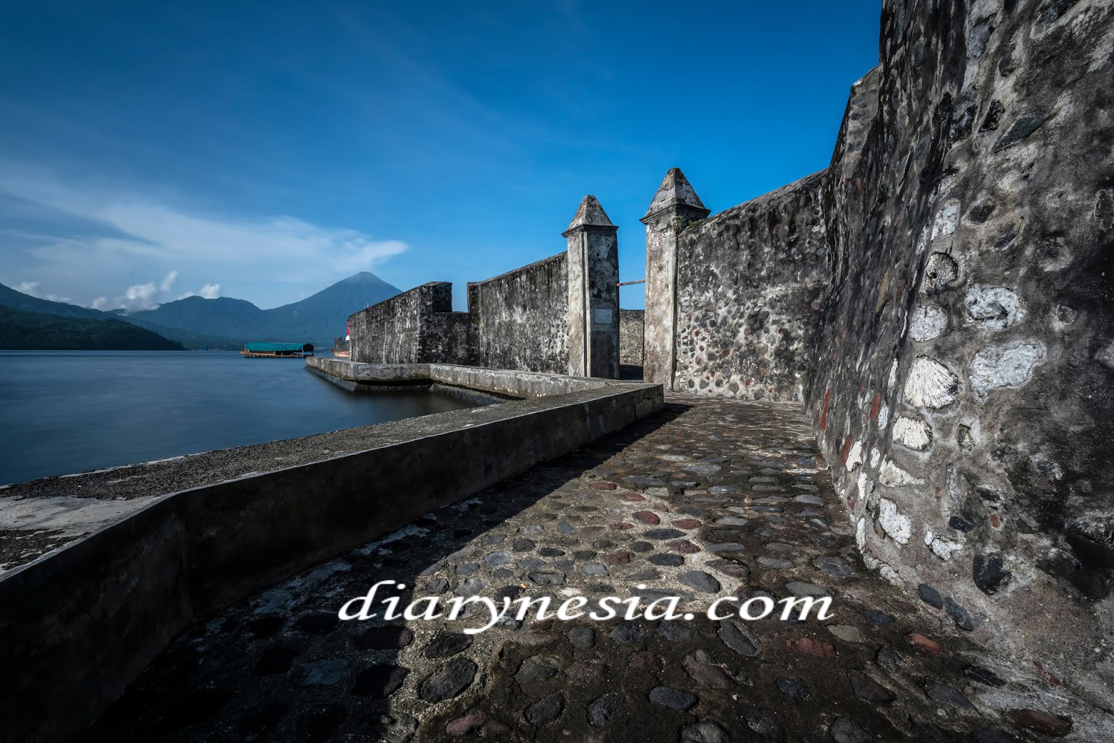 sultanate of ternate, north maluku tourism, ternate island, diarynesia