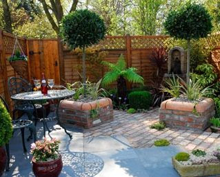 L Shaped Garden designs L