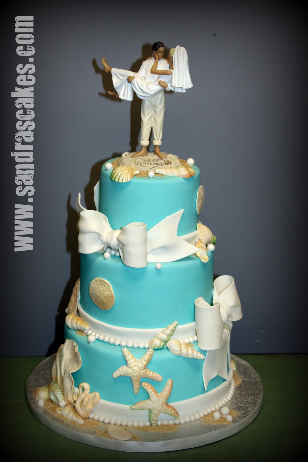 Find wedding clip art and free wedding clip art links of brides grooms