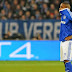 Farfán mente, viaja para Milão e está com os dias contados no Schalke