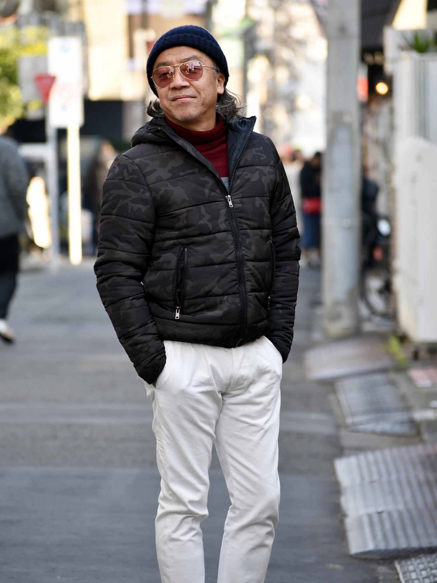 40代メンズの冬アウターはダウンジャケットよりコートです
