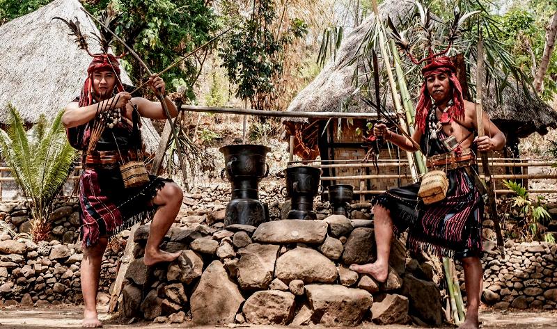 Pakaian adat tradisional Suku Abui, Alor, NTT