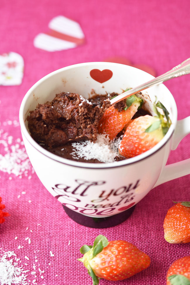 Coco Chocolate Berry Mug Cake - #vegan - make this moist and decadent chocolate cake for a loved one this Valentine's Day. It whips together and cooks up in mere minutes!