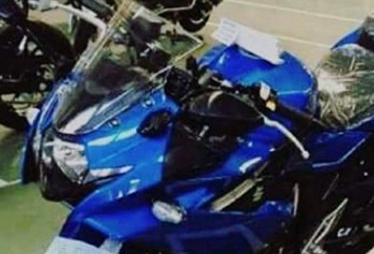 HOT : Sesosok motor sport fairing Suzuki tertangkap kamera . . inikah Suzuki GSX-R250 ?