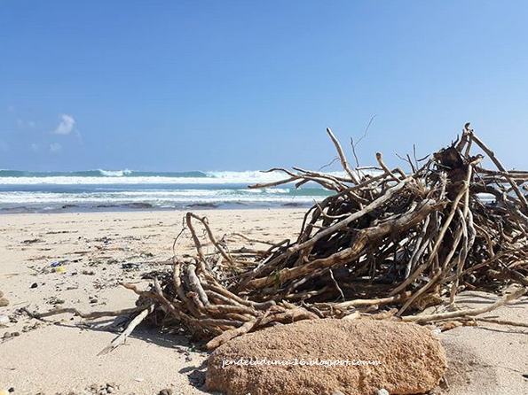 [http://FindWisata.blogspot.com] Berwisata Sambil Menikmati Keindahan Pantai Pasir Putih Keuneukai Sabang 