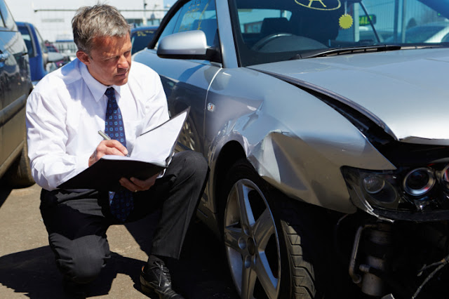 How do car insurance claims work?