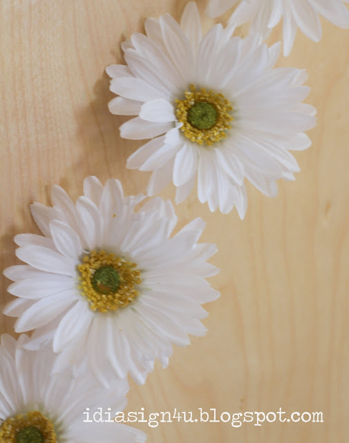 DIY Extra Large Rosary Made from Silk Daisies | Decoration Piece by ilovedoingallthingscrafty.com