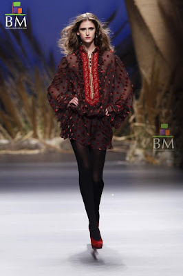 Madrid Fashion Week photos, Madrid Fashion Week Wallpaper gallery, pictures Madrid Fashion Week, Bollywood Fashion Shows, Bollywood news, Bollywood pictures, Madrid Fashion Week Photo Gallery, Madrid Fashion Week Reviews, Madrid Fashion Week News