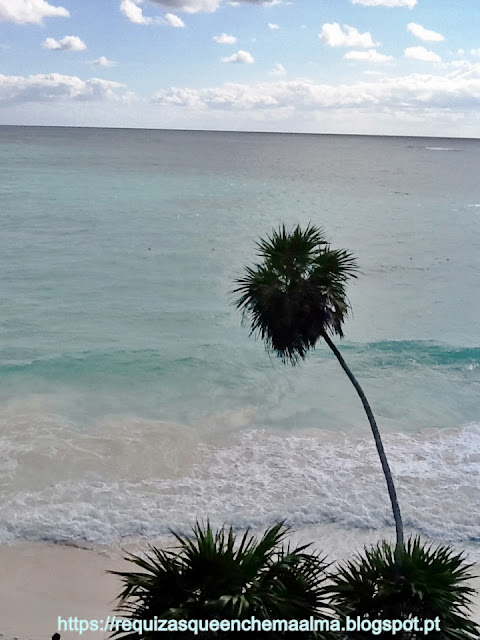 Praia junto às Ruínas de Tulum