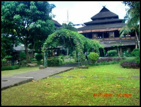 Menikmati Alam  Sunda  di Rumah Makan Sari Sunda  Soekarno 