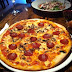 GF Cheap Eats: Stingray Cafe; Classic Italian Pizza... but gluten
free!