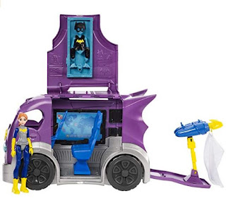 DC Super Hero Girls Batgirl & Vehicle Playset