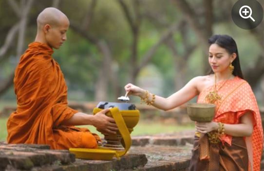 ভিক্ষু কর্তৃক আর্শীবাদ প্রদান - Blessings by monks