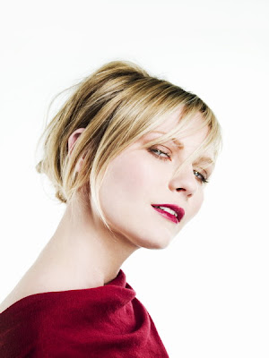 Kirsten Dunst -- Photo Shoot In Red - Kirsten Dunst - Zimbio