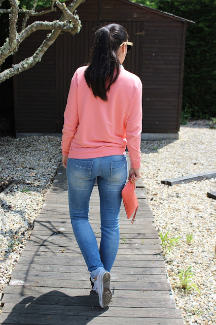 outfit-jeans-chic-blogger-bloggerpost-outfitpost-converse