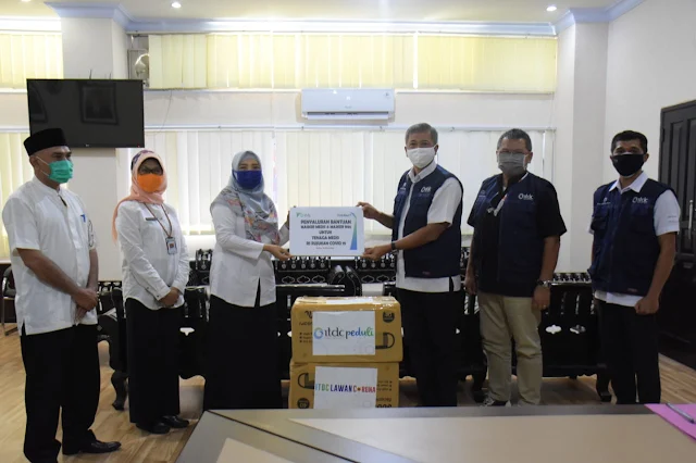 ITDC dan Club Med Serahkan Bantuan Masker untuk NTB