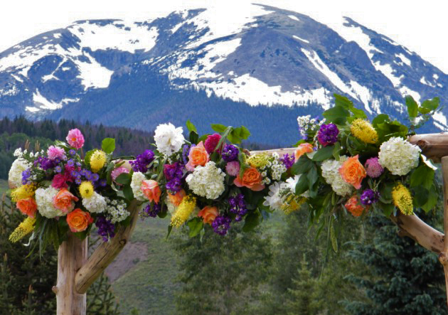 summit mountain weddings This amazing Aspen arch is a rental item that