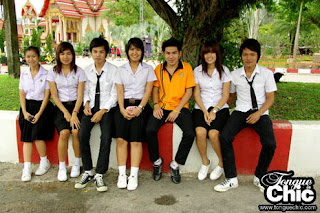 Baju uniform sekolah Thailand