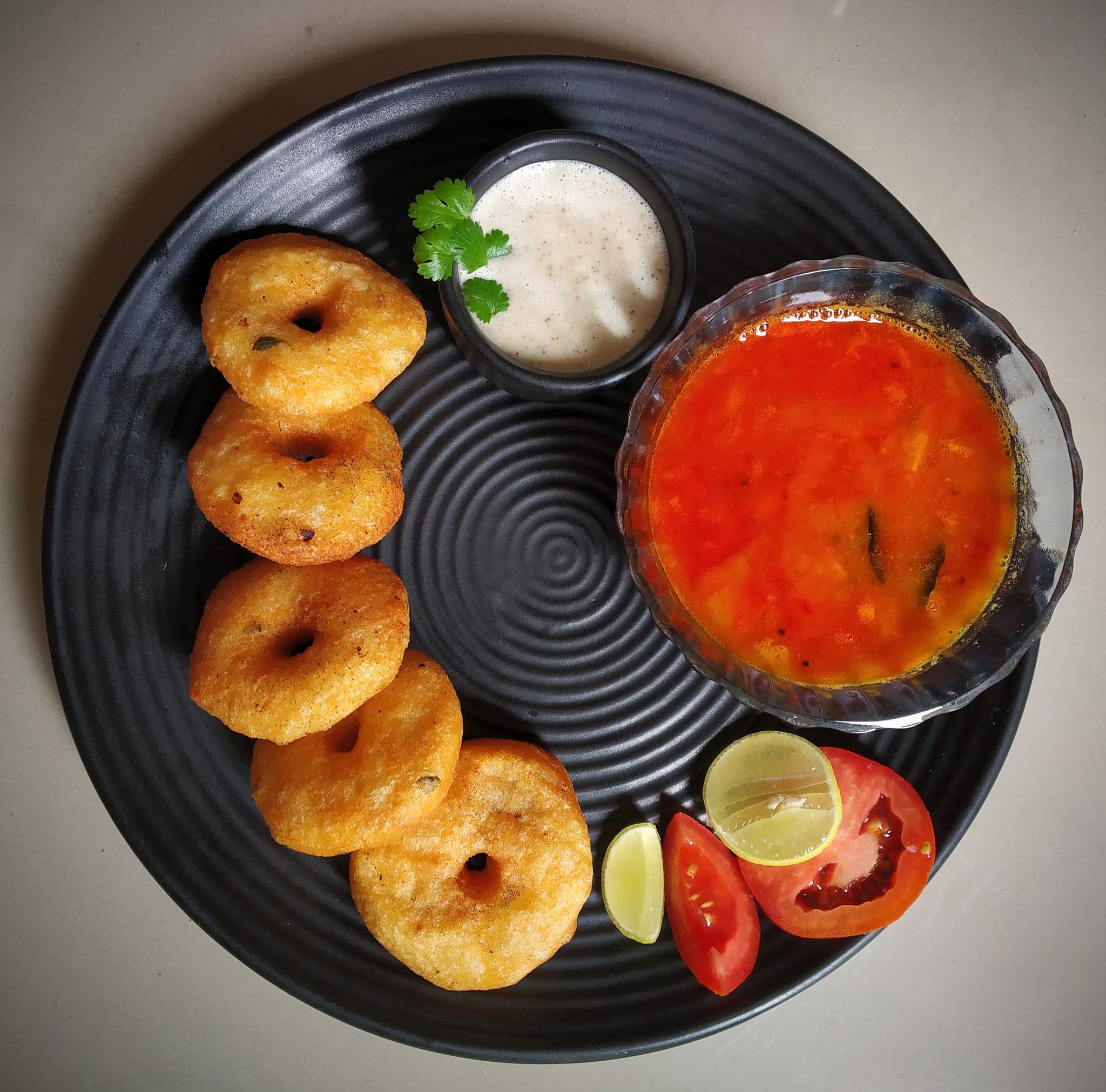 Medu vada sambar