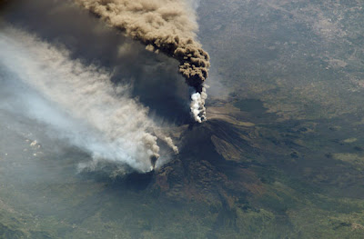 INILAH 5 DAFTAR GUNUNG BERAPI YANG PALING AKTIF DI DUNIA