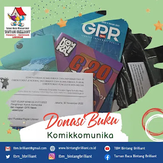 Donasi Buku Akhir Tahun Kominfo 