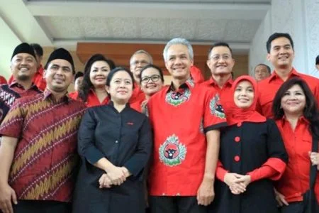 Kalau Pakai Logika Publik, PDIP Usung Ganjar Bukan Puan di 2024