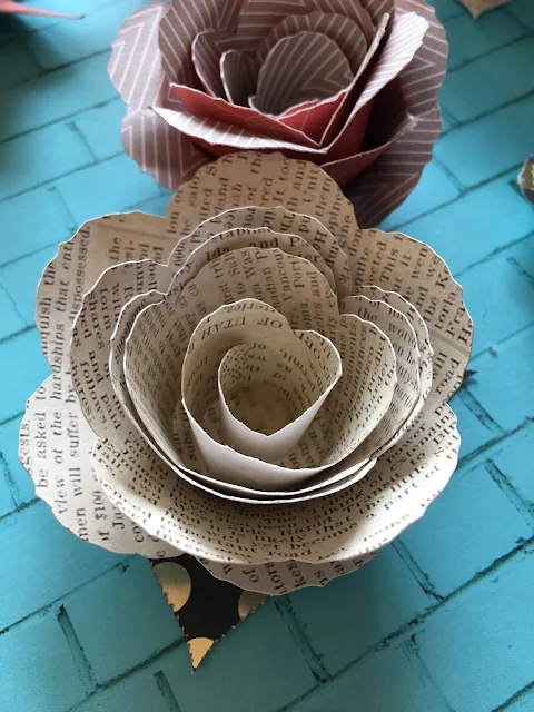 silhouette cameo paper flowers, paper flowers tutorial, rolled flowers