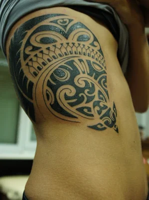 imagen de tatuaje maori estilo samoano