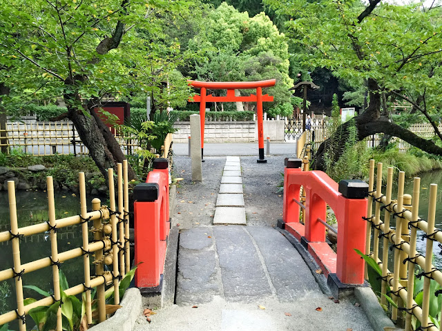 鳥居,池,橋,恵比寿神,山手七福神,目黒不動尊,瀧泉寺〈著作権フリー無料画像〉Free Stock Photos 