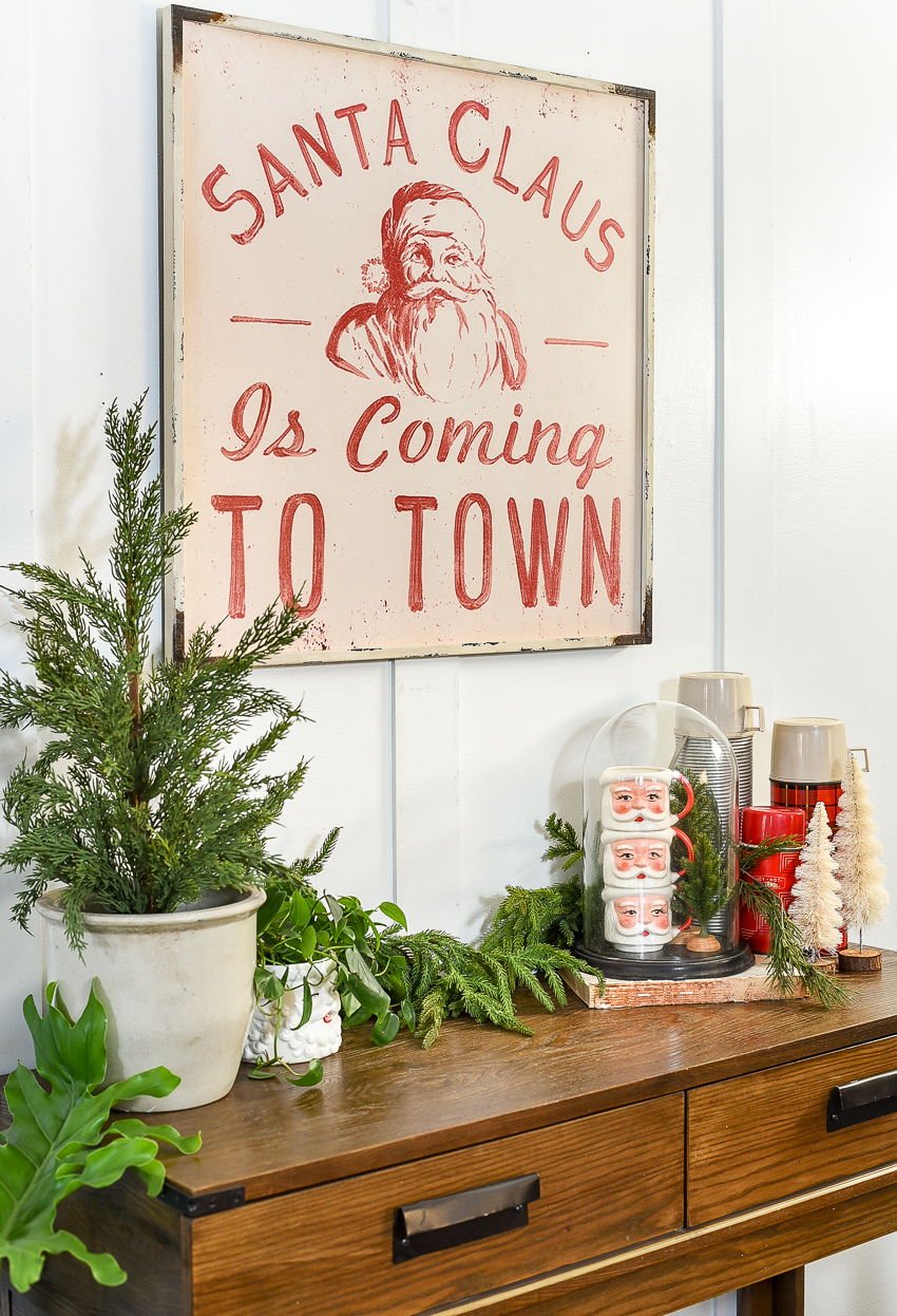 santa clause is coming to town, Christmas wall decor
