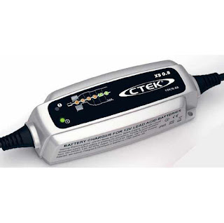 Carica batteria moto CTEK