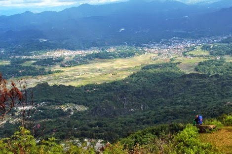 Wisata Gunung Sesean Toraja Utara