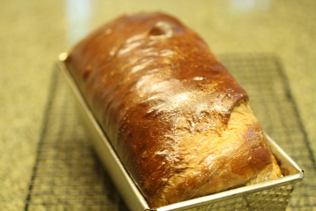 Pan con remolino de canela / Cinnamon swirl bread