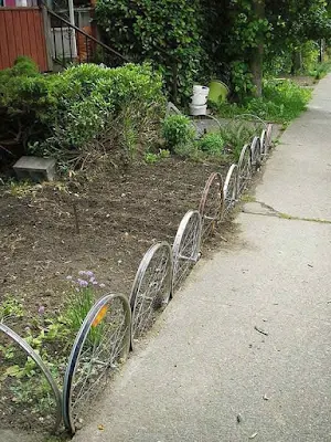 Mais de 20 ideias simples para jardins pequenos e cantinhos sem uso