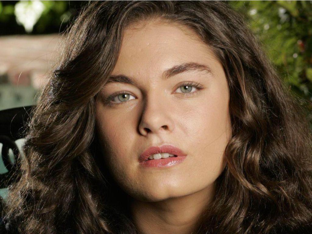 Alexa Davalos - Wallpaper Image