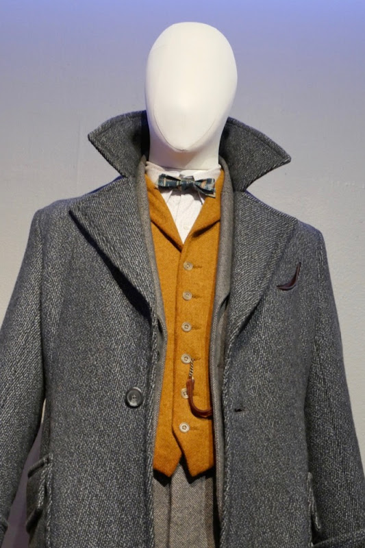 Eddie Redmayne Fantastic Beasts Crimes Grindelwald Newt Scamander costume