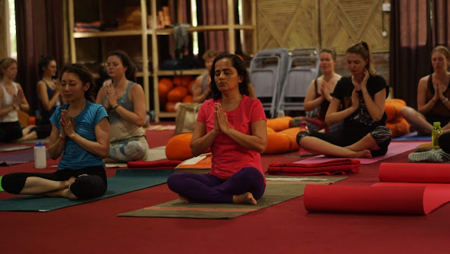 https://www.rishikeshyogaclub.com