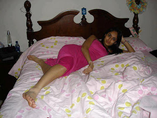 Hot girl from Delhi laid off in her bed room. 