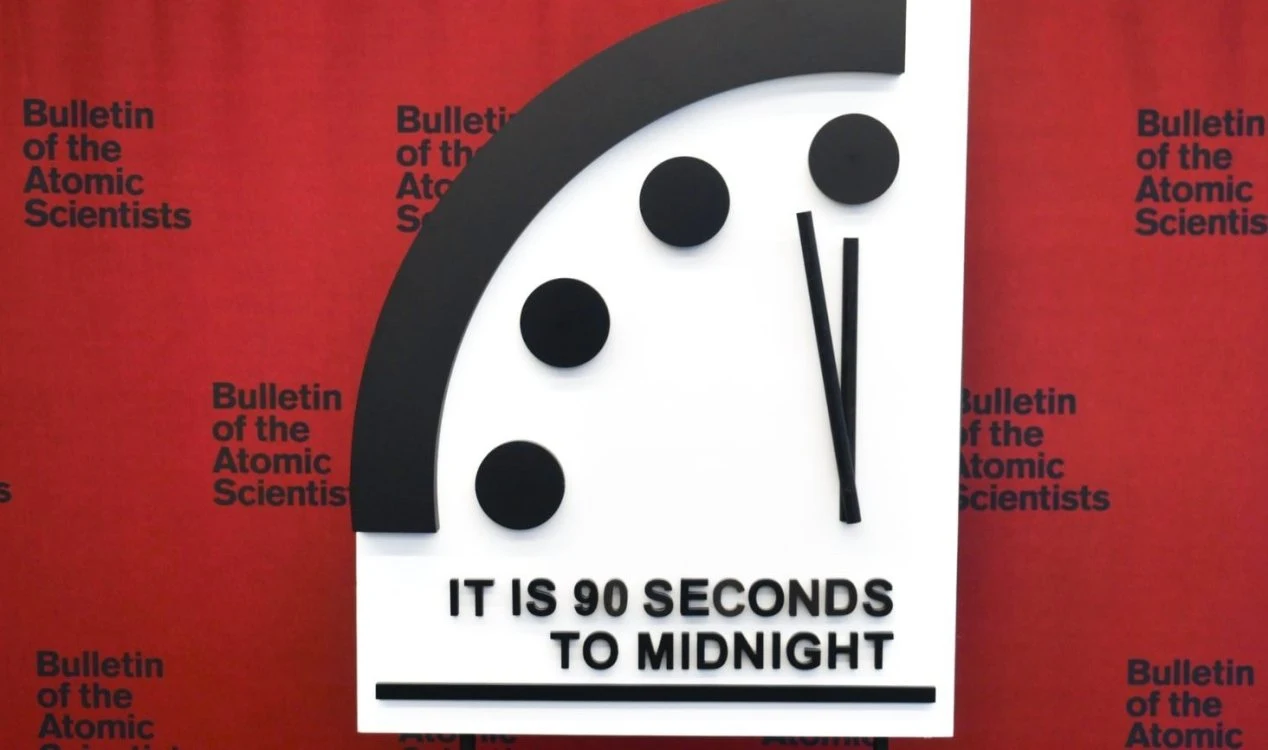 O relógio do Juízo Final permanece em 90 segundos para a meia-noite.