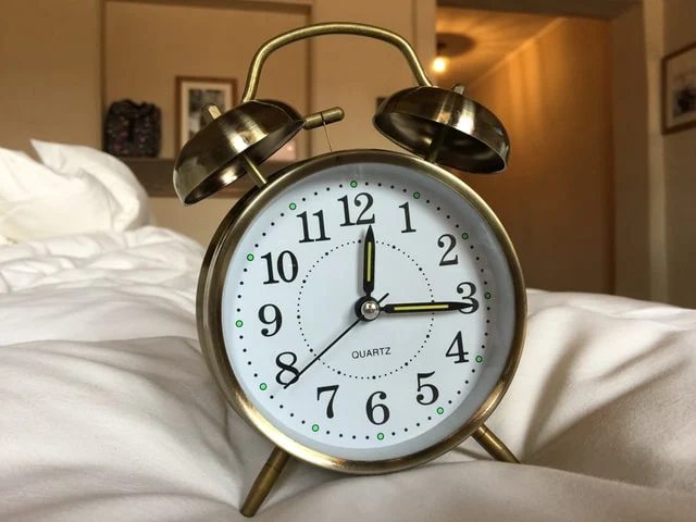 clock bedroom