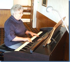 Barbara Powell playing the Clavinova