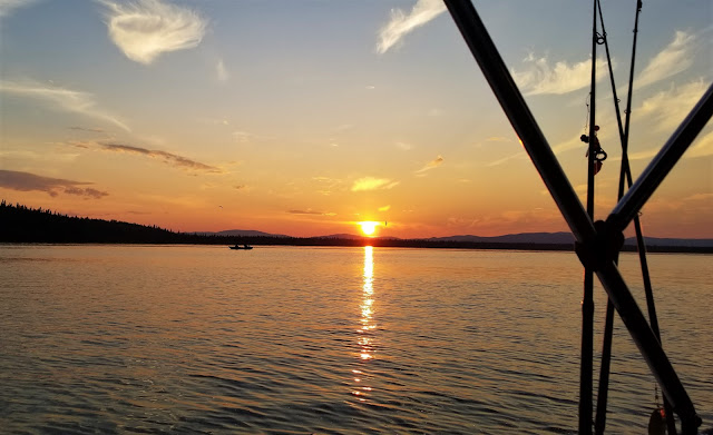 Beautiful Sunset, calm water, boating in Quartz Lake