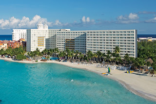 location Dreams Sands Cancun Honeymoon