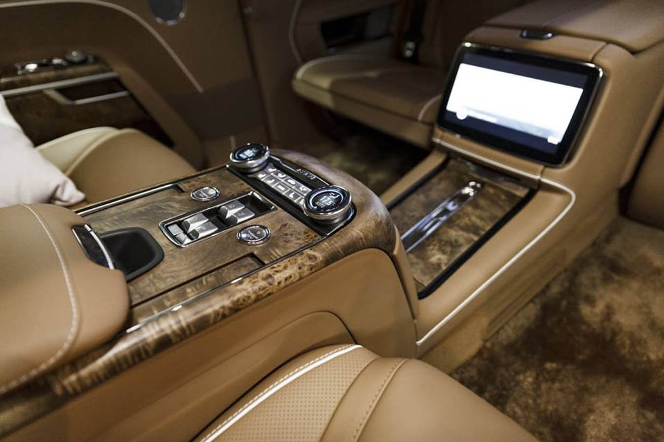 The all-new Urus Senat - a luxury Russian sedan to rival Bentley and Rolls-Royce