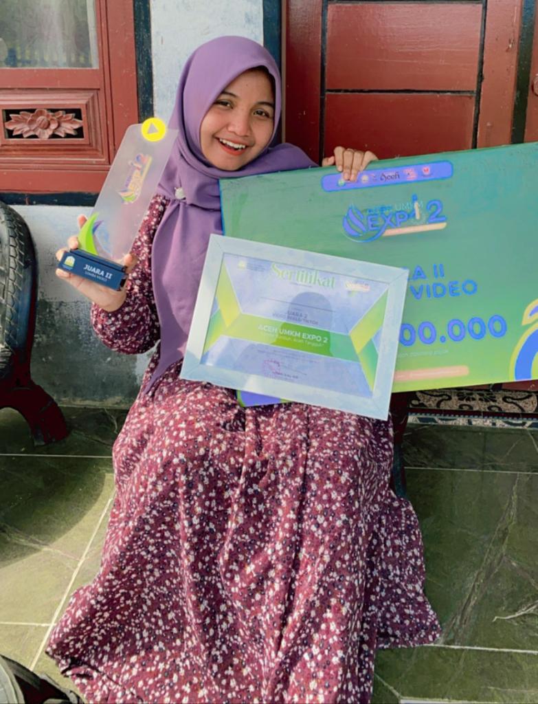 Owner Tahu Diri, Cut Ila Annabila Raih Juara II Lomba Video Reels Aceh UMKM Expo 2