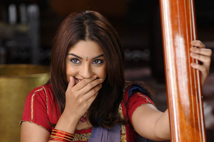 Richa Gangopadhyay Sexy photos Photoshoot images