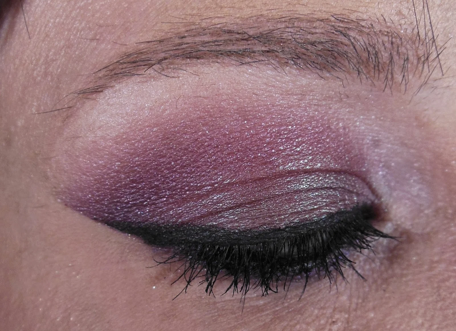 Tutorial Duochrome Plum Using The Sleek MakeUp Celestial Palette