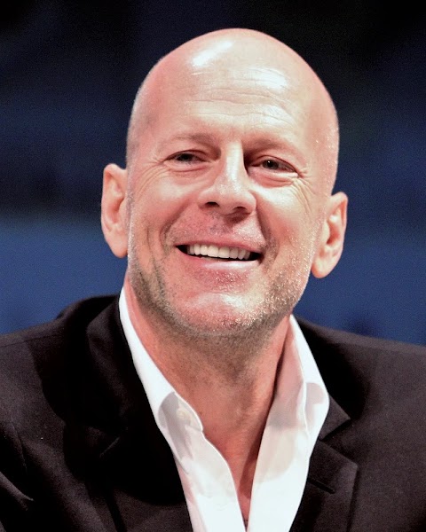 Bruce Willis stepping away from acting after aphasia diagnosis